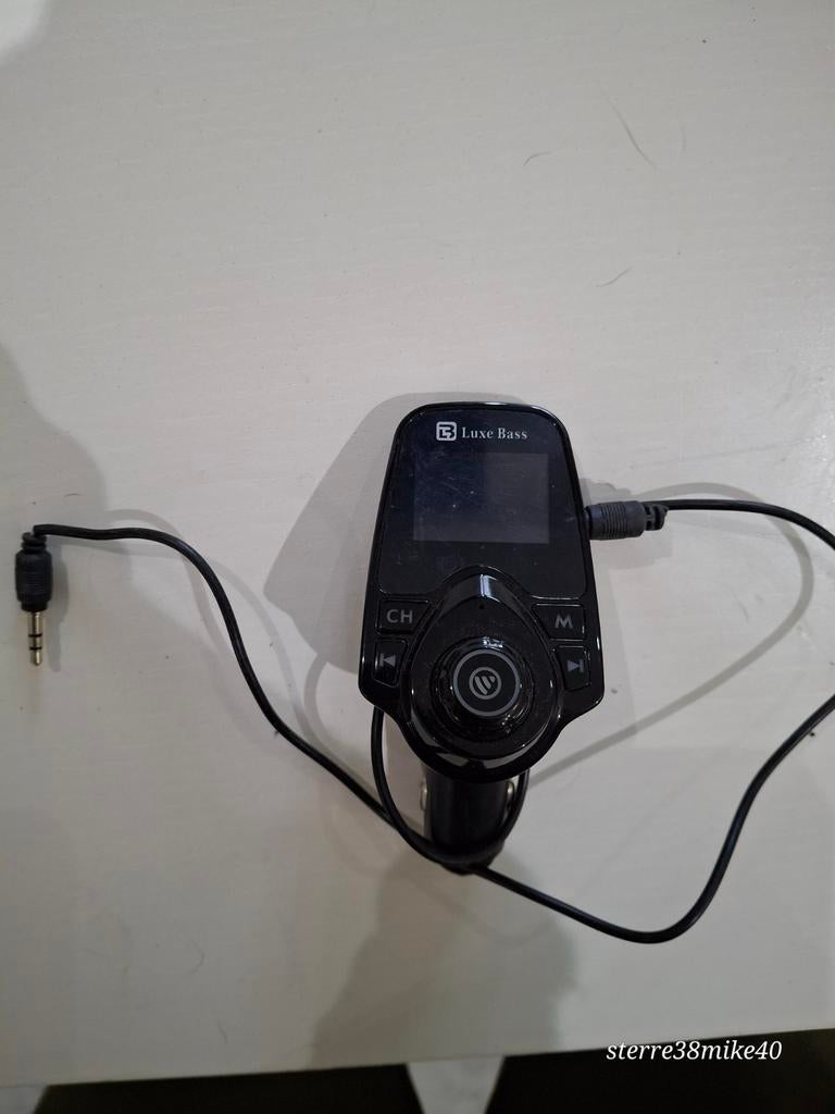 Luxe Bass FM transmitter, Ophalen of Verzenden