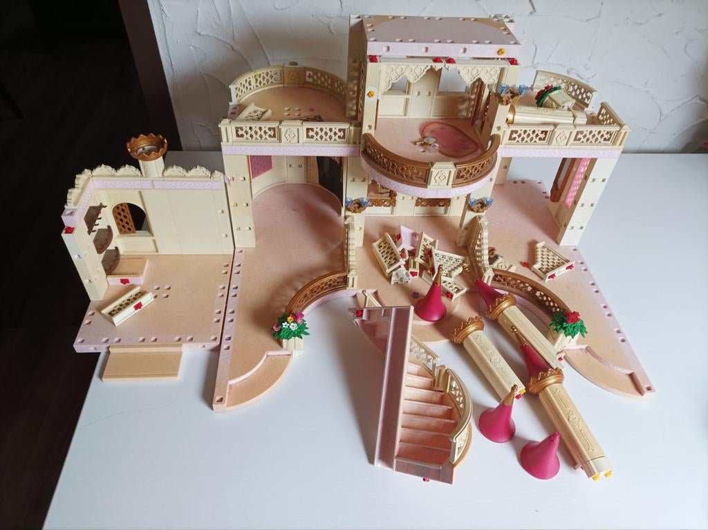 Kasteel Playmobil, Ophalen