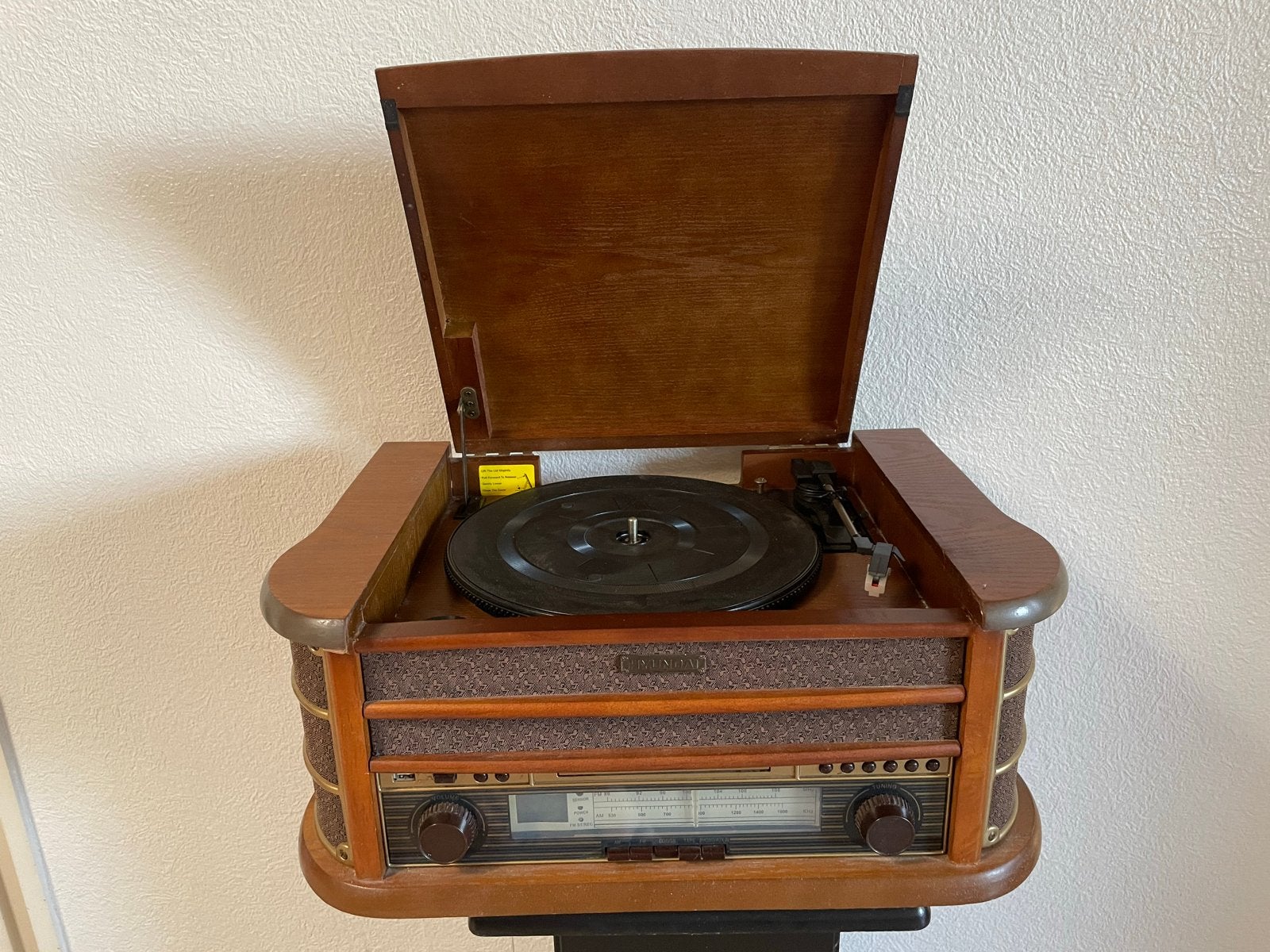 Hyundai Grammofoon met Radio en CD-speler, Ophalen, Zo goed als nieuw, Platenspeler, Overige merken