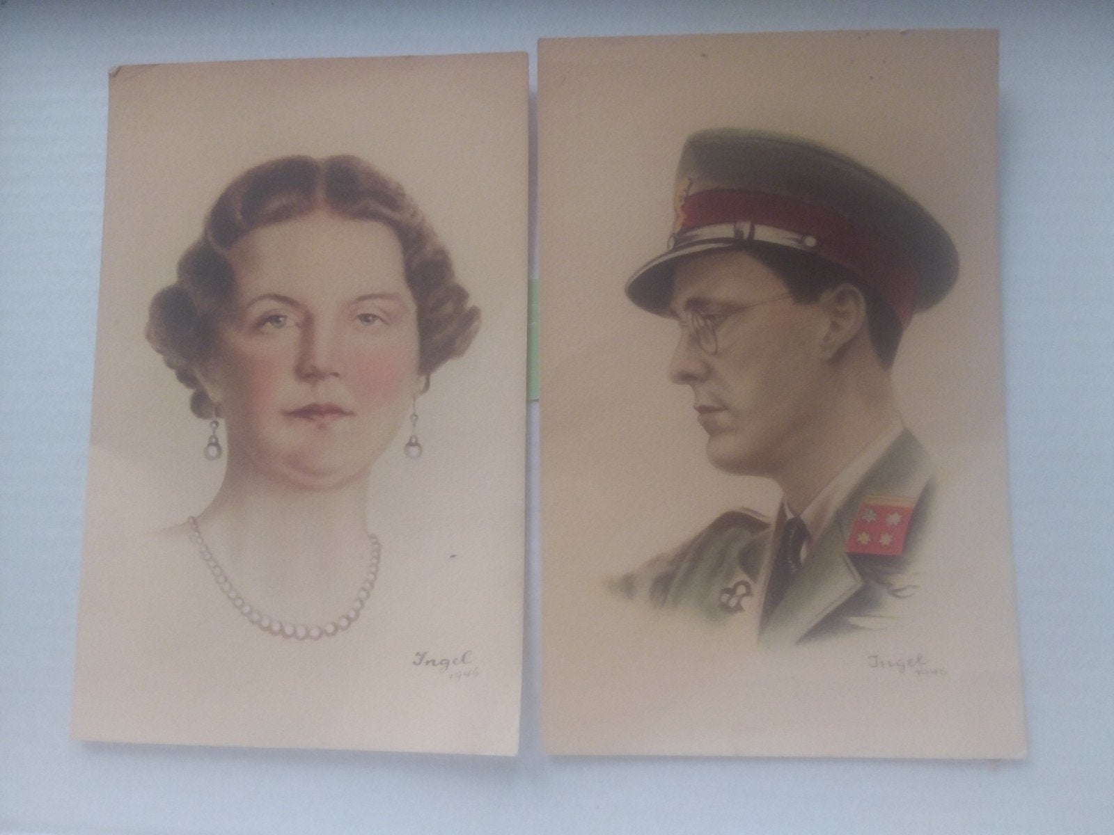 Portretten koninginJuliana en Prins Bernhard- Oude Kaarten, Verzamelen, Ophalen of Verzenden, Gebruikt, Nederland, Kaart, Foto of Prent