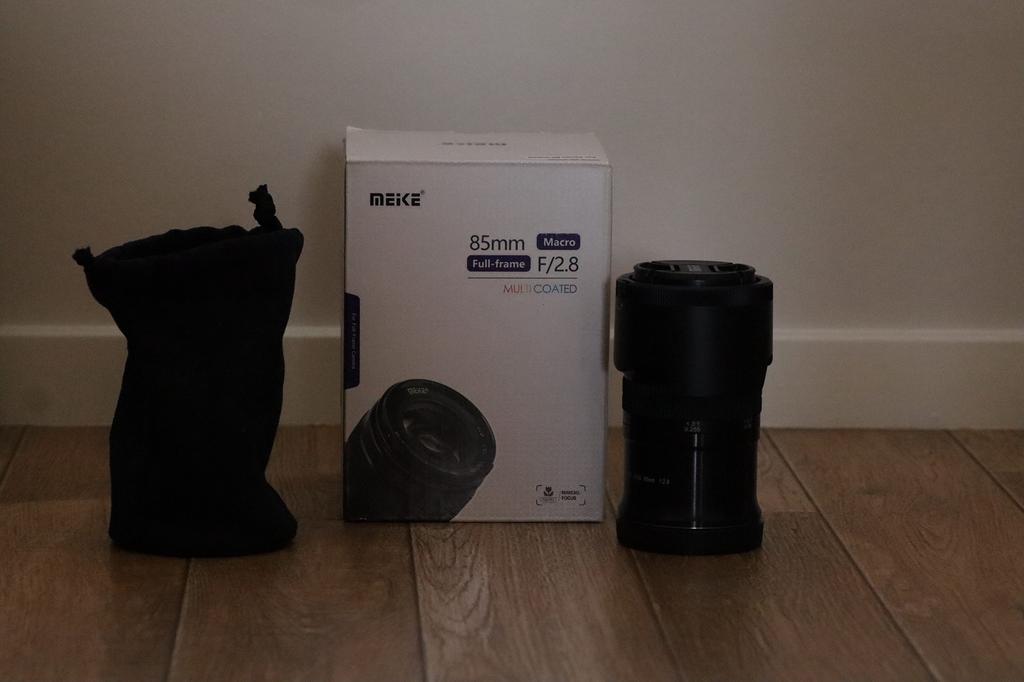 Meike 85mm f/2.8 Macro Canon RF | met doos + factuur 2024, Ophalen, Refurbished, Macrolens
