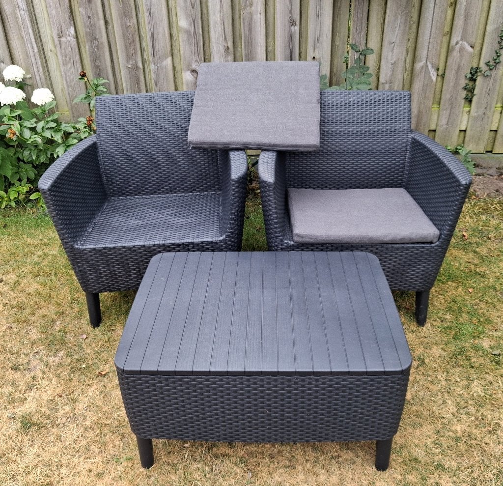 Tuinset, Kunststof, Bijzettafel, Zo goed als nieuw, Tuinset
