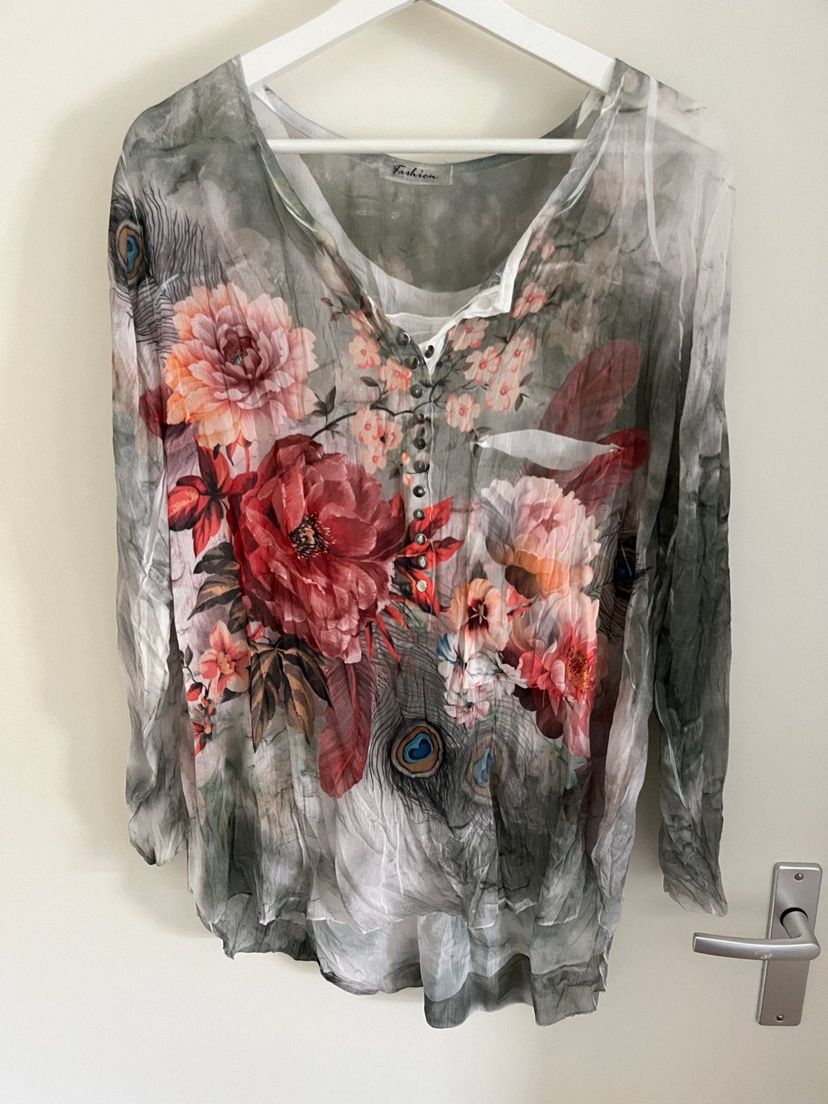 Tuniek/blouse met bloemenprint en pauwenveren, maat 44-46, Ophalen of Verzenden, Zo goed als nieuw, Maat 46/48 (XL) of groter
