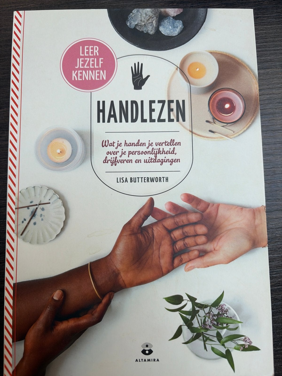 Handlezen: Leer jezelf kennen - Lisa Butterworth, Ophalen of Verzenden, Zo goed als nieuw, Spiritualiteit algemeen, Instructieboek
