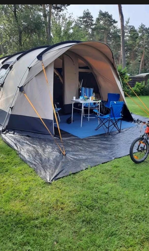 Tunneltent redwood 440, Caravans en Kamperen, Ophalen, Zo goed als nieuw, Tot en met 6