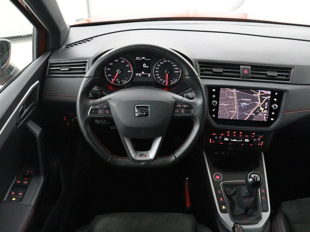 SEAT Arona 1.5 TSI EVO FR Intens | Stoelverwarming | Leder/A, Auto's, Seat, 150 pk, 49 €/maand, Origineel Nederlands, Handgeschakeld