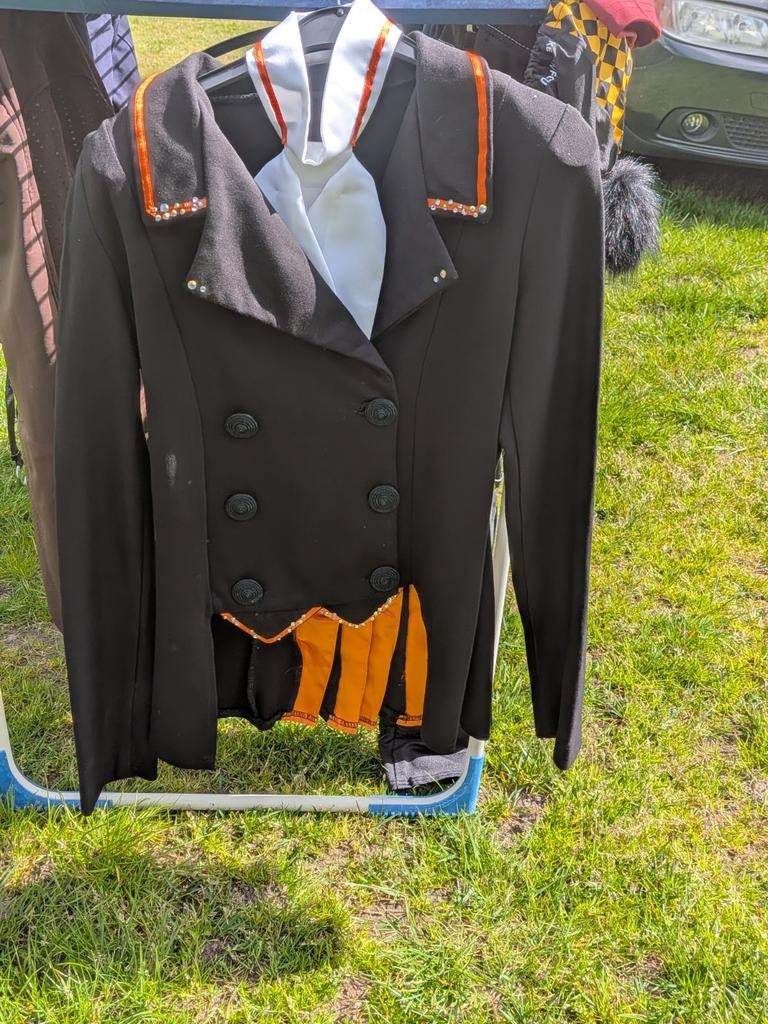 Wedstrijdjasje zwart/oranje met bijpassende plastron, Ophalen of Verzenden, Zo goed als nieuw, Dressuur