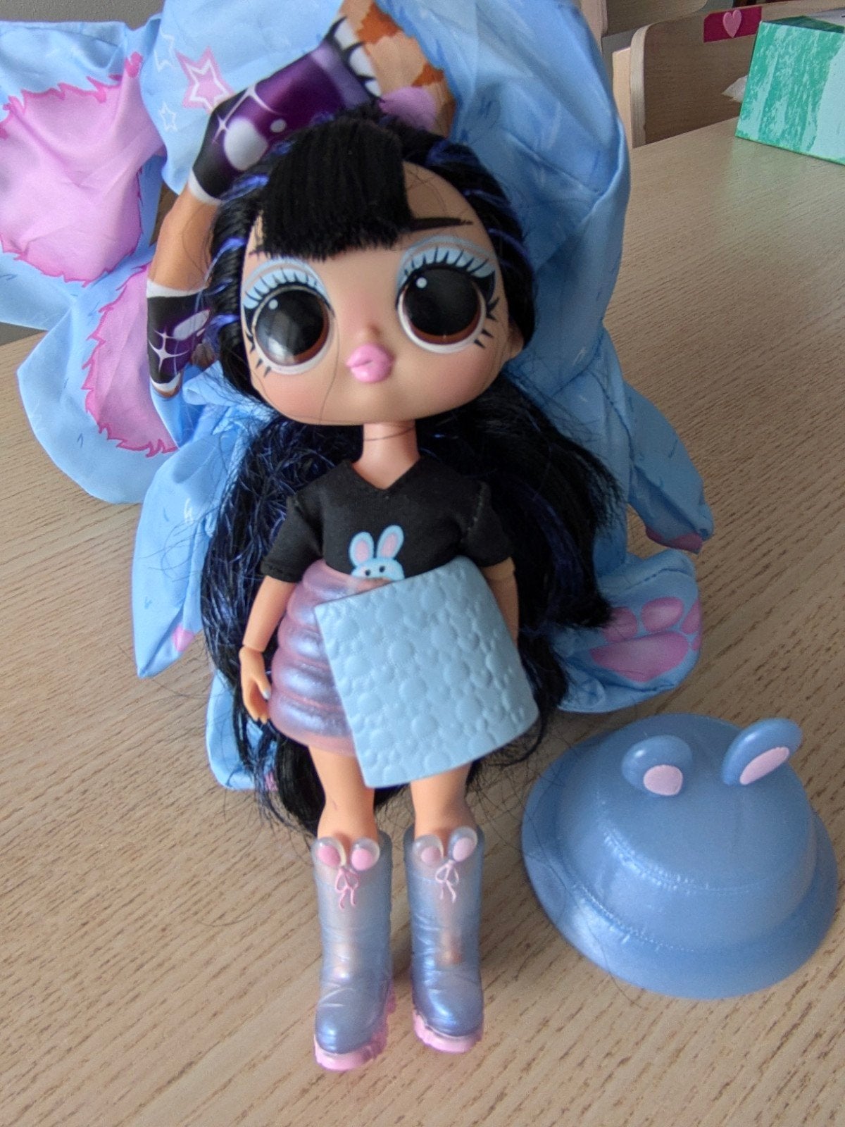 LOL Surprise OMG pop met konijnenpak en accessoires, Ophalen of Verzenden, Zo goed als nieuw, Overige typen