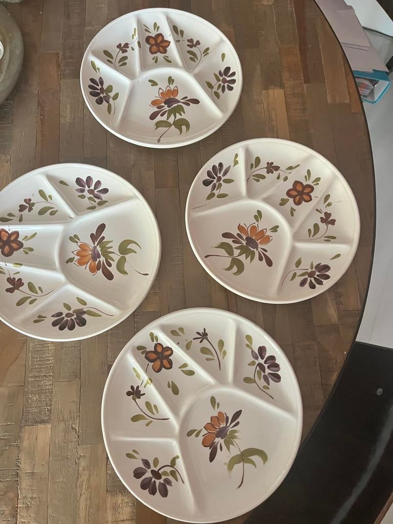Vintage gourmet borden met bloemen, Gebruikt, Keramiek, Ophalen of Verzenden, Bord(en)