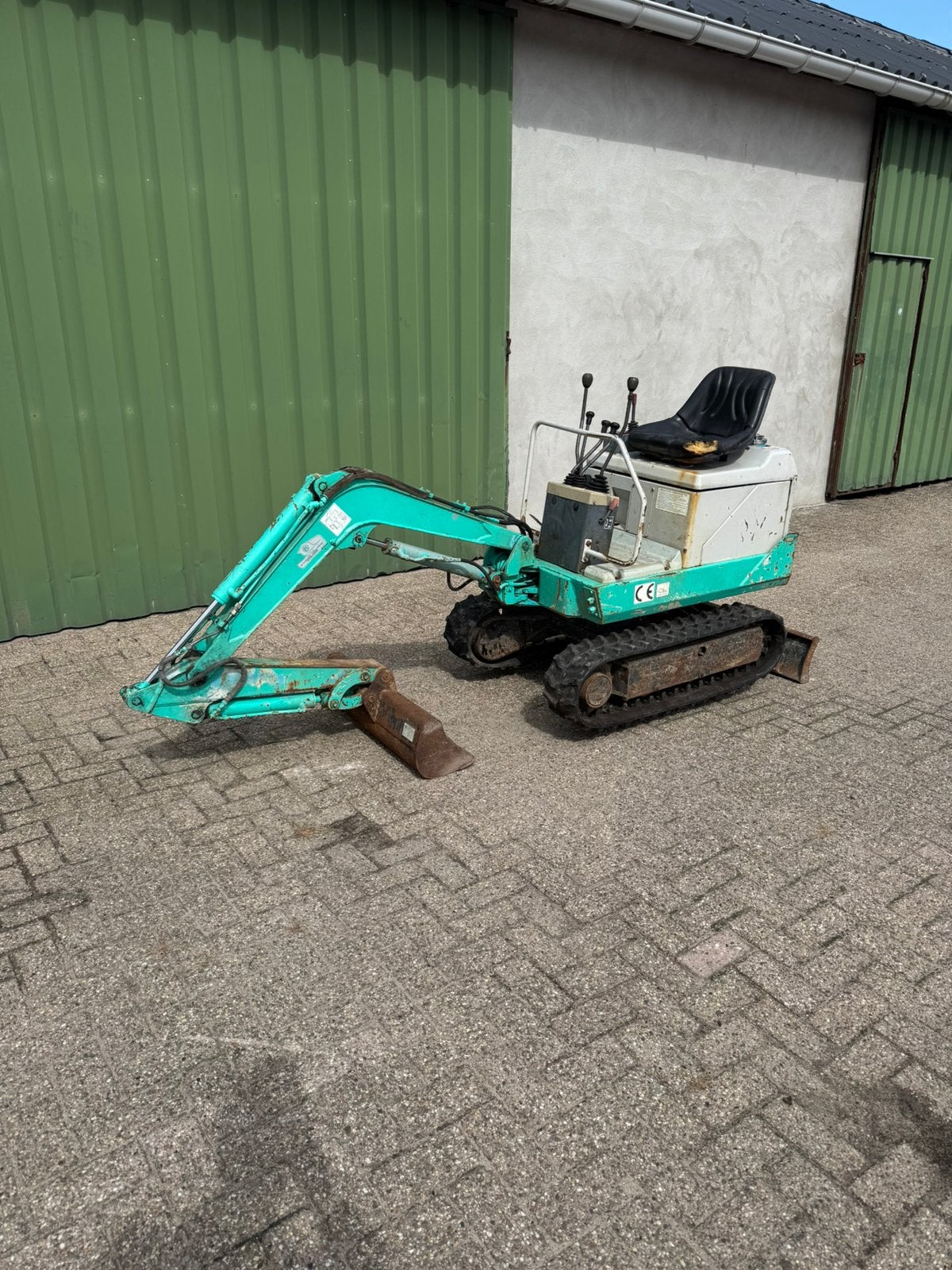 IHI Minigraver, 2 bakken, 90 cm breed, 2 cilinder, Zakelijke goederen, Machines en Bouw | Kranen en Graafmachines, Ophalen, Graafmachine