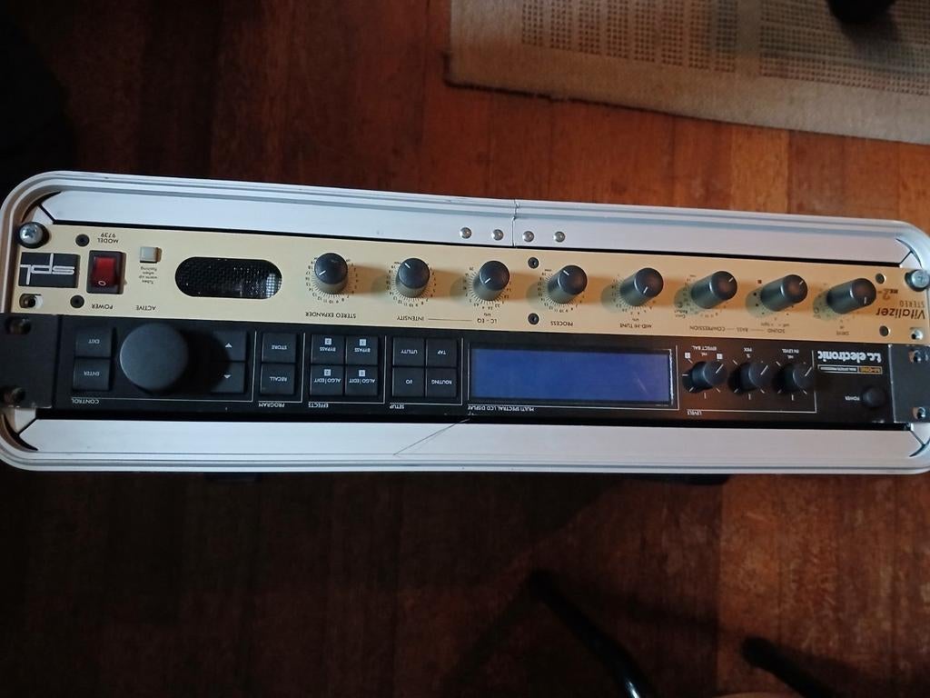 SPL Vitalizer,TC MOne, Electrix Filter Factory in flightcase, Muziek en Instrumenten, Ophalen of Verzenden, Gebruikt, Delay of Echo