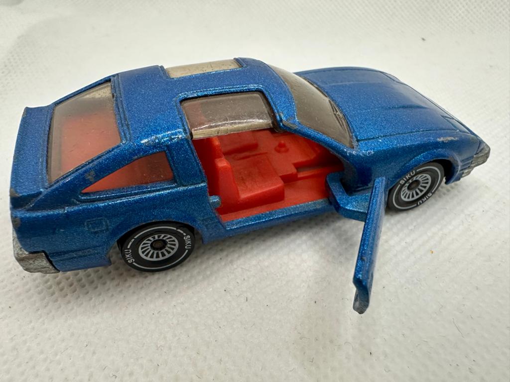 Siku 1065 Nissan 300ZX Metallic Blauw - Made in West Germany, Ophalen of Verzenden, Gebruikt, Auto