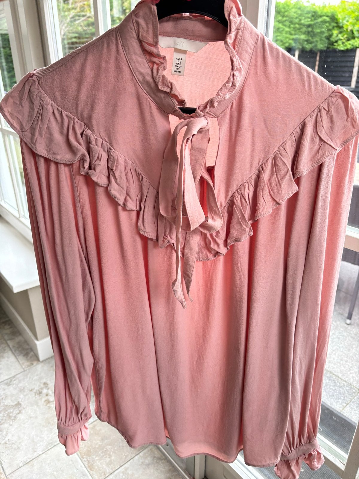 Oudroze H&M blouse met ruches - Maat S, Ophalen of Verzenden, Zo goed als nieuw, Maat 36 (S), Roze
