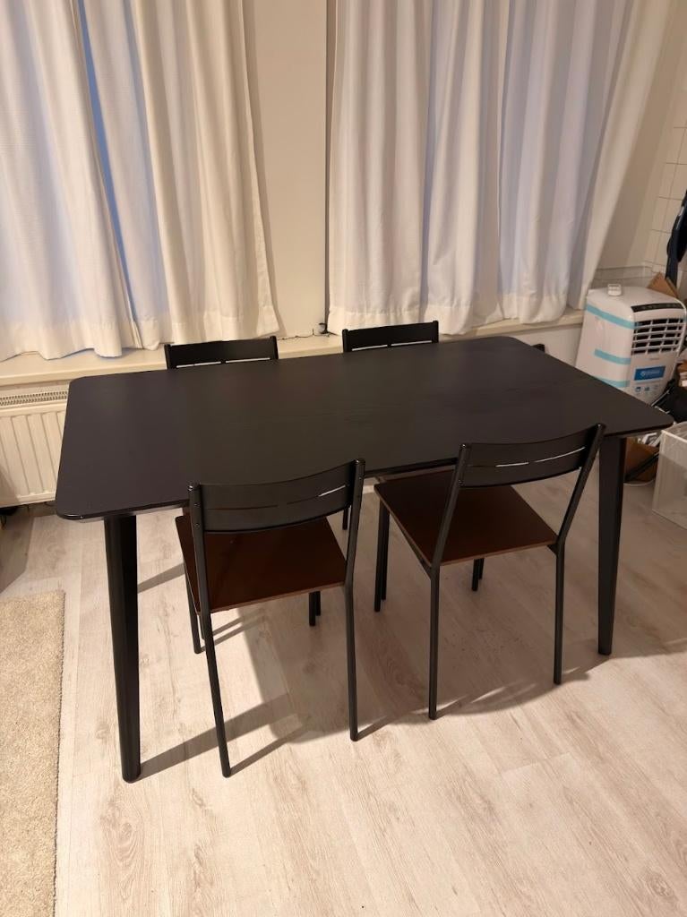 IKEA LISABO tafel + 4 SANDSBERG stoelen, Ophalen, 100 tot 150 cm, 50 tot 100 cm, Zo goed als nieuw