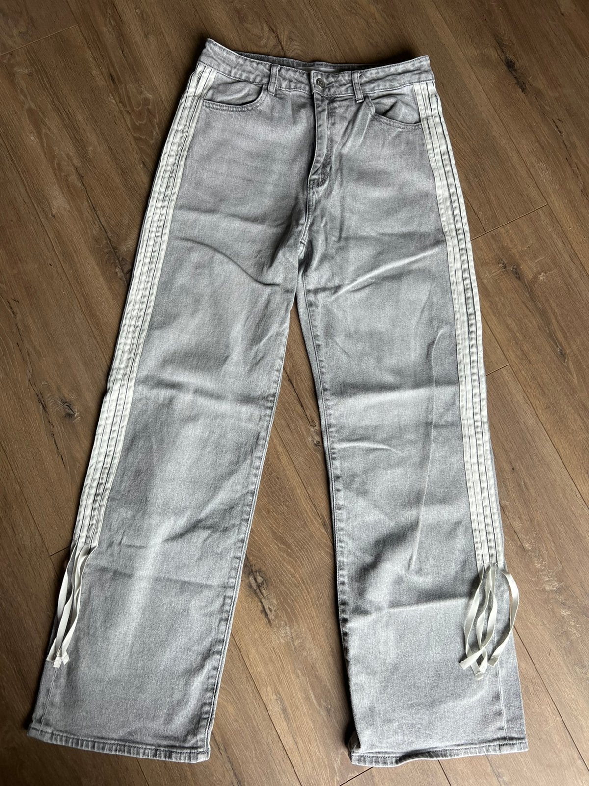 Queen hearts super mooie dames jeans broek maat L/40 grijs, Ophalen of Verzenden, Zo goed als nieuw, Grijs, W30 - W32 (confectie 38/40)