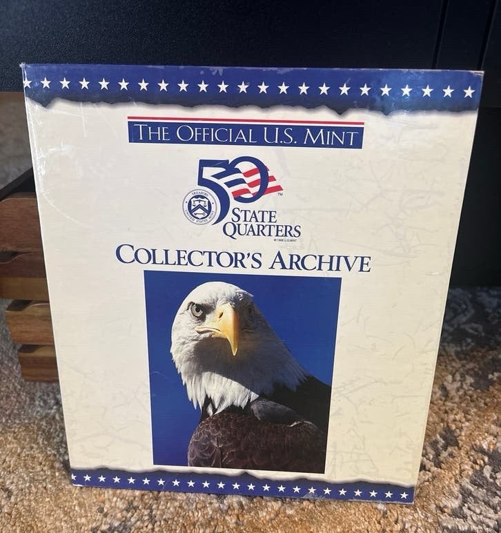The Official U.S. Mint 50 State Quarters Collector's Archive, Postzegels en Munten, Munten | Amerika, Ophalen of Verzenden, Setje