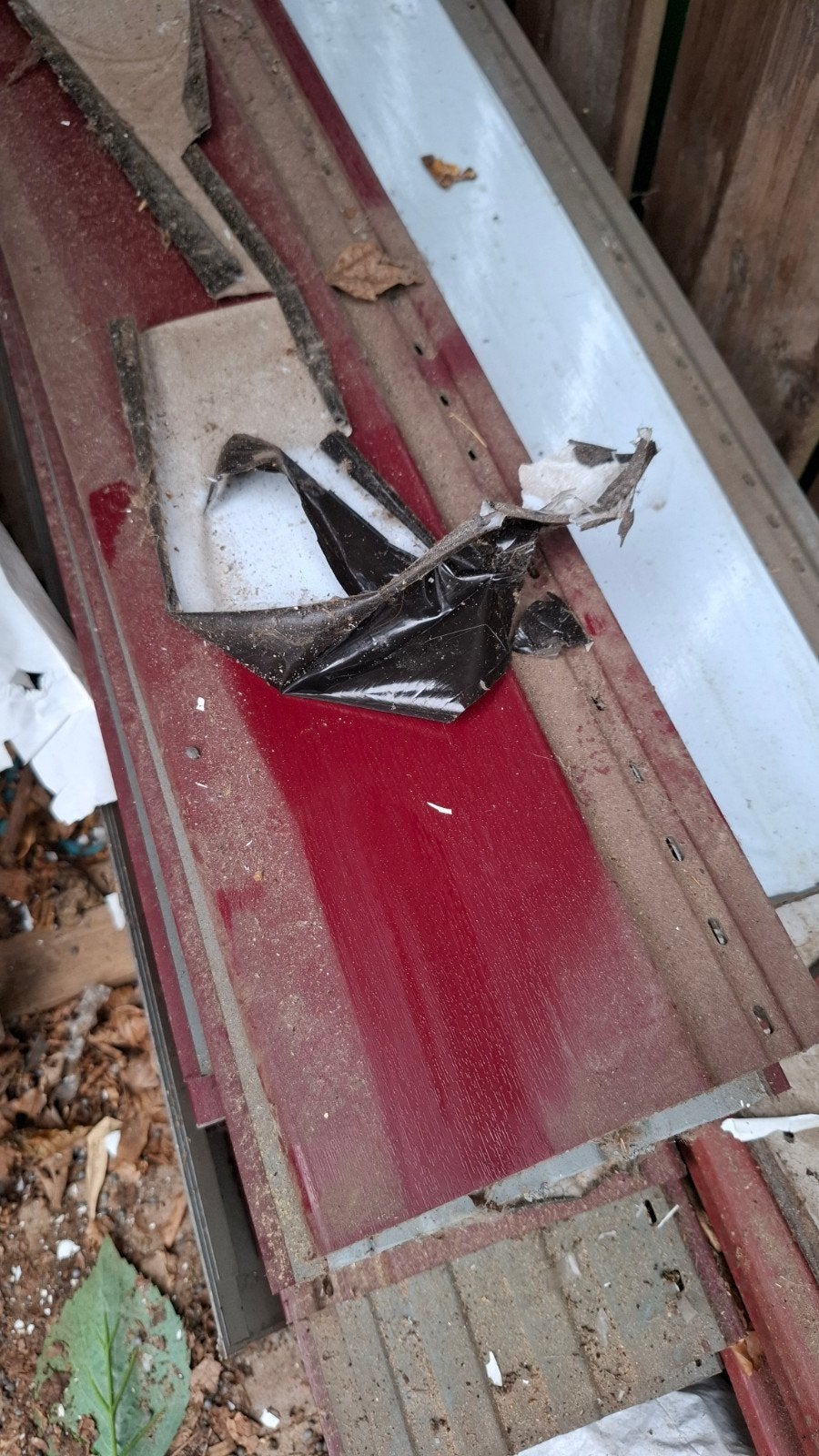Keralit gevelplanken bordeaux rood, ca. 50 meter ongebruikt, Ophalen, Nieuw, Overige materialen
