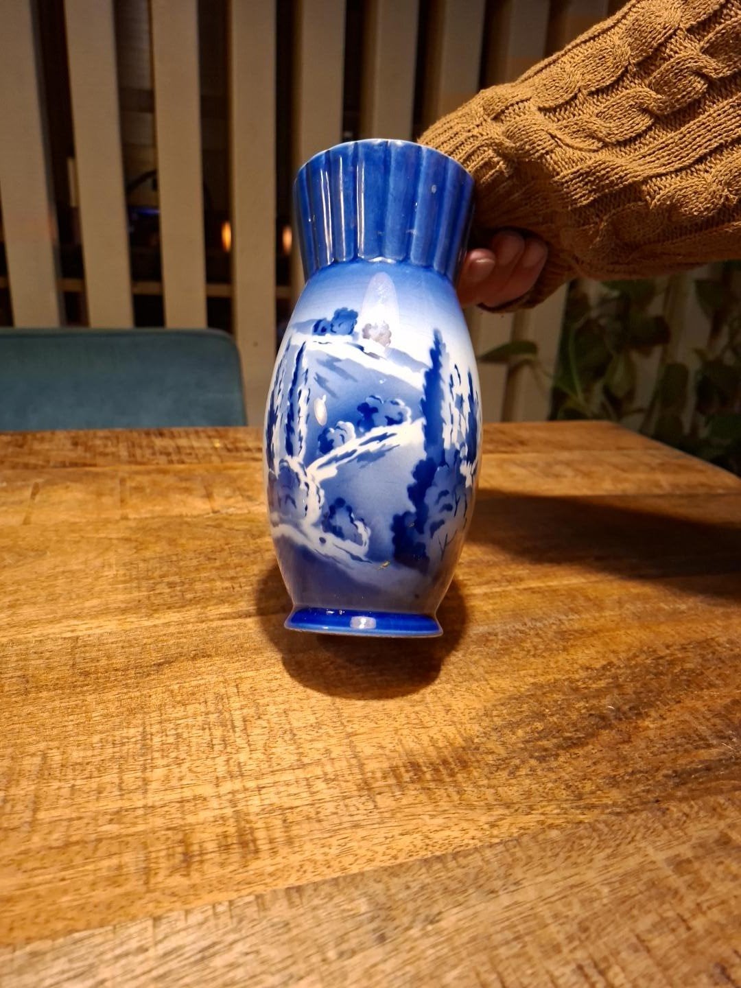 Antieke Eislau vaas met blauw-wit landschap, Antiek en Kunst, Ophalen of Verzenden