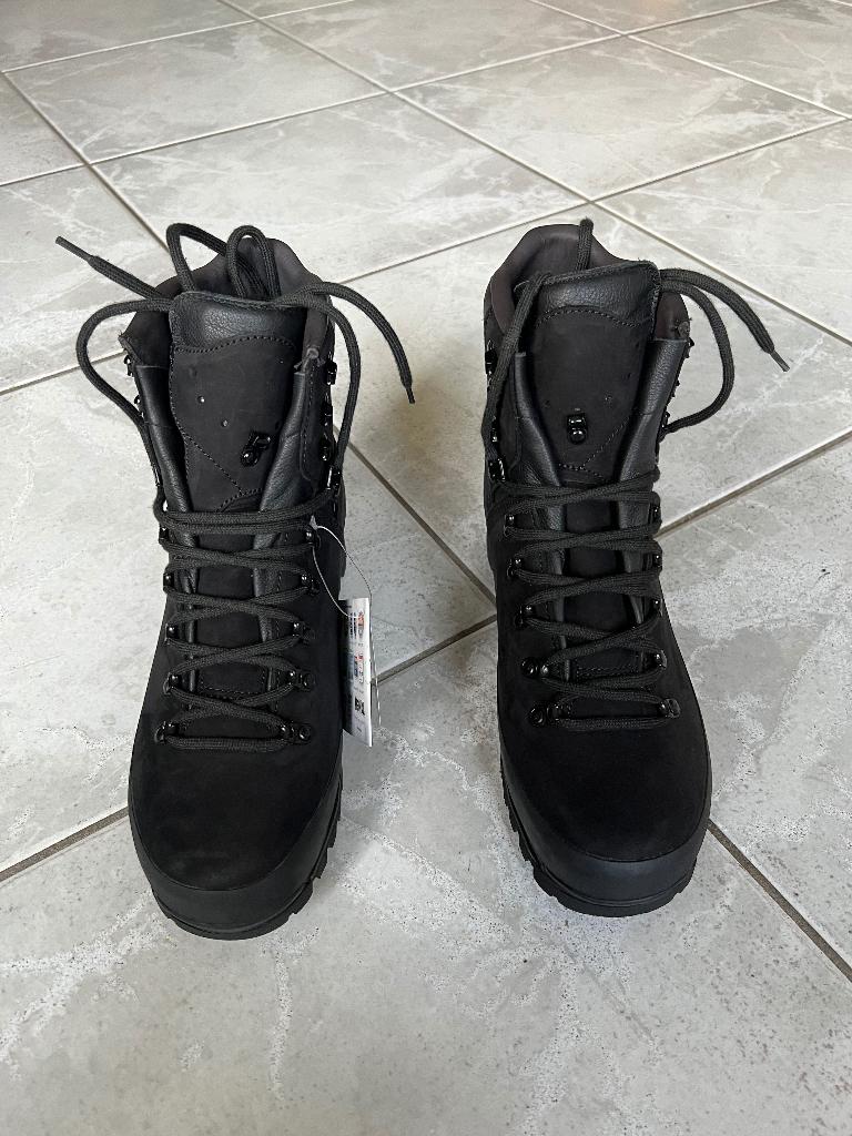 Nieuw paar Meindl Island Pro M1 wandelschoenen maat 280B. 44, Verzenden, Nieuw, Schoenen