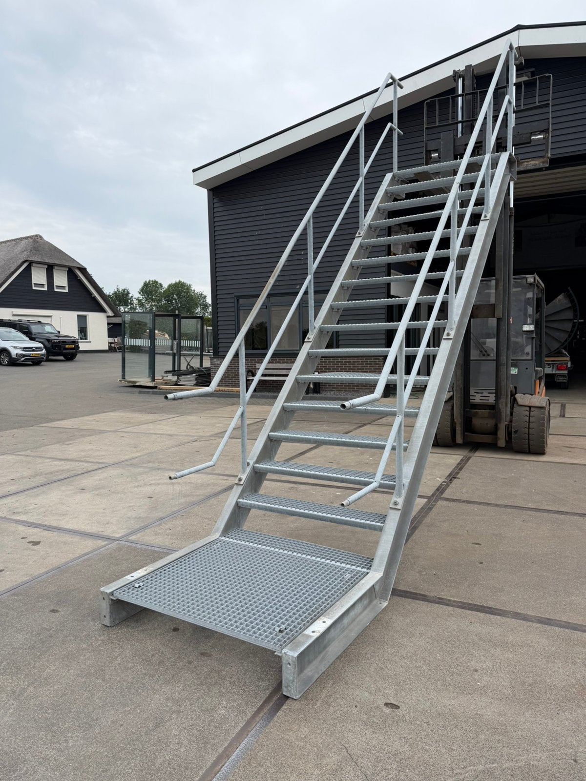 Gegalvaniseerde bordestrap steektrap wenteltrap trap trappen, Ophalen of Verzenden, Zo goed als nieuw, 2 tot 4 meter