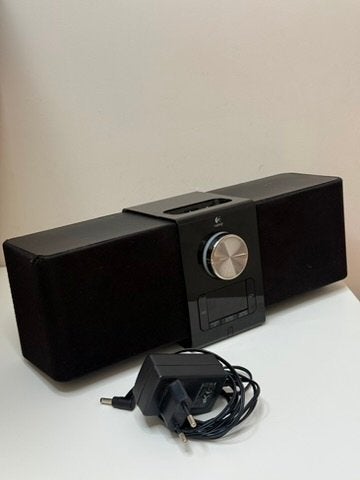 Logitech Pure-Fi Express Plus N231 Zwart Speaker, Ophalen of Verzenden, Gebruikt, Speaker, Classic of Photo