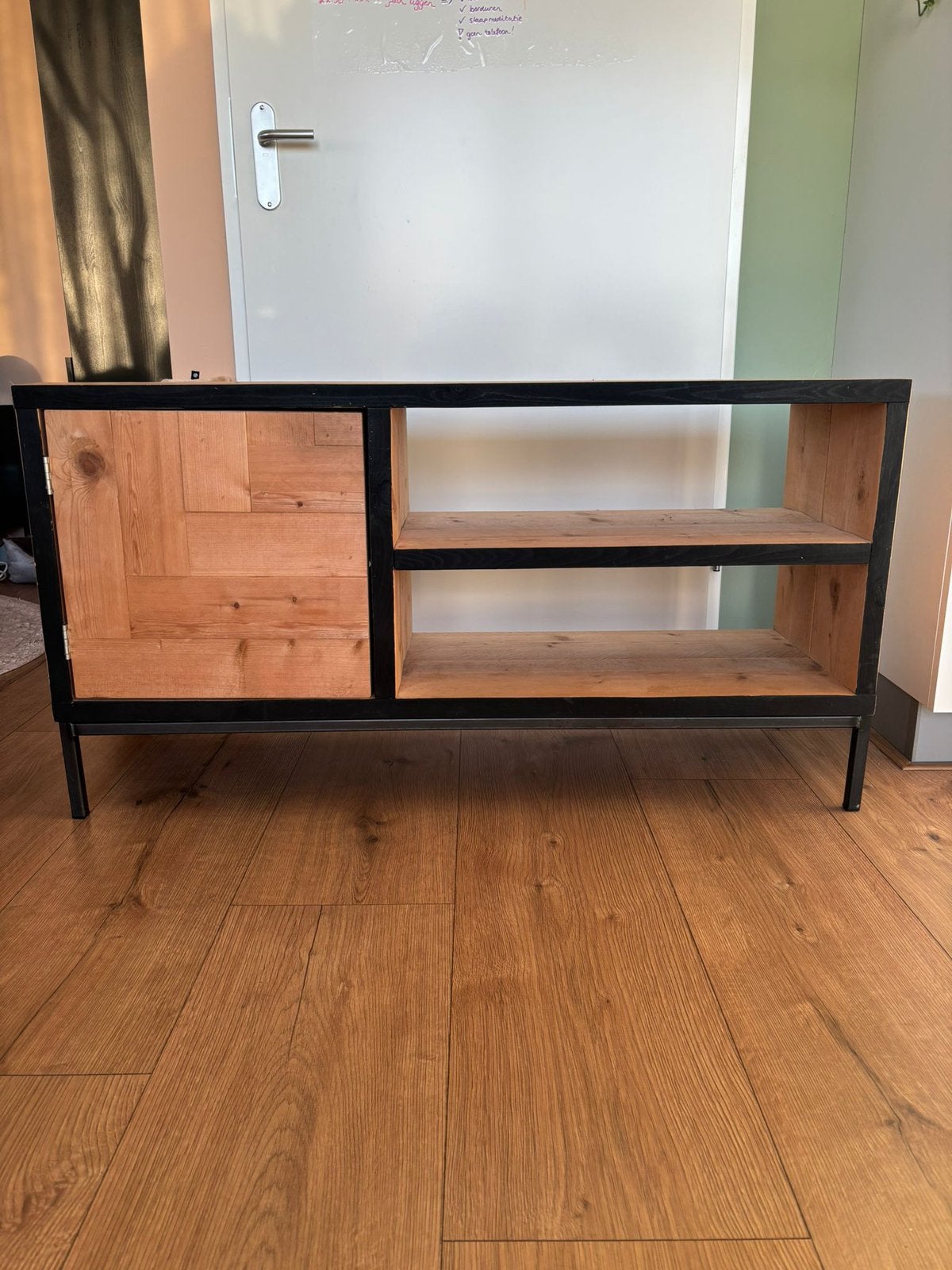 Massief Houten TV Meubel, Ophalen, Gebruikt, 100 tot 150 cm, Minder dan 100 cm