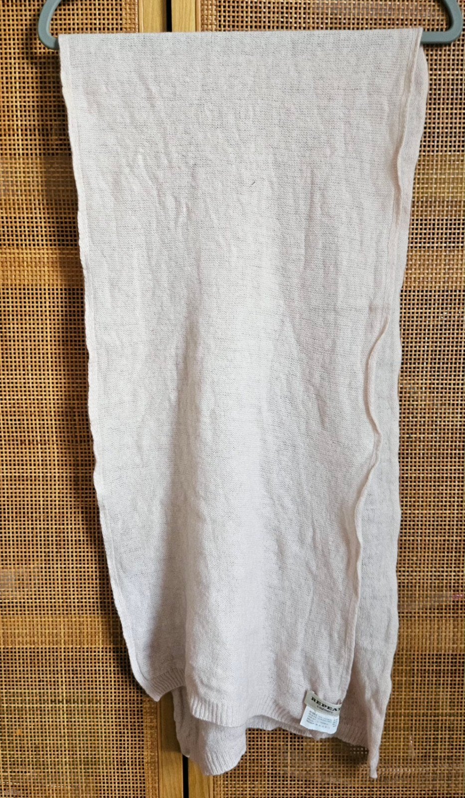 REPEAT Cashmere sjaal 100% kasjmier roze, Kleding | Dames, Repeat, Ophalen of Verzenden, Zo goed als nieuw, Sjaal