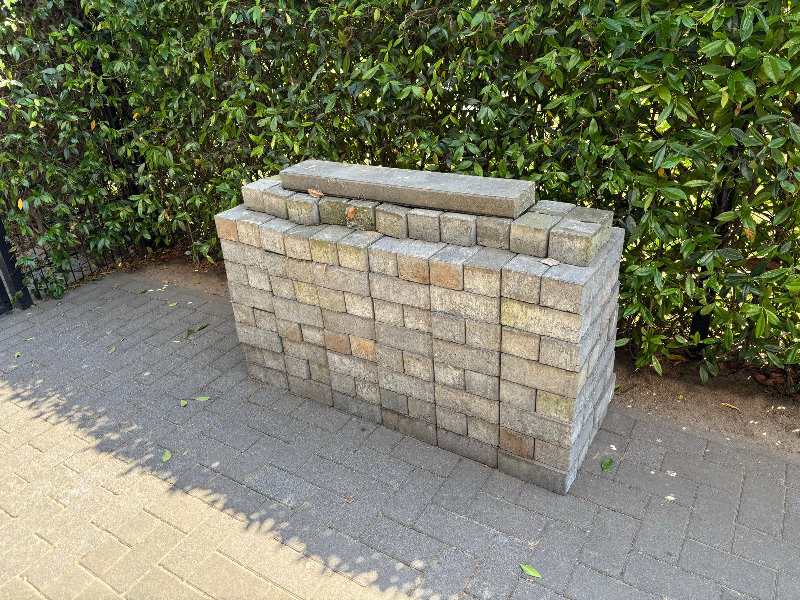 200 st Gebruikte betonnen klinkers, Ophalen, Gebruikt, Klinkers, Minder dan 5 m²