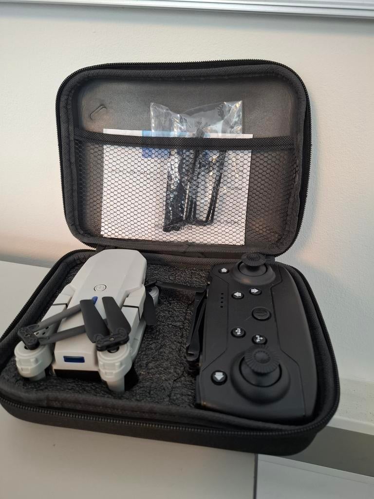 Compacte opvouwbare speelgoeddrone met controller, Audio, Tv en Foto, Drones, Basiskwaliteit, Overige merken, Minder dan 100 meter
