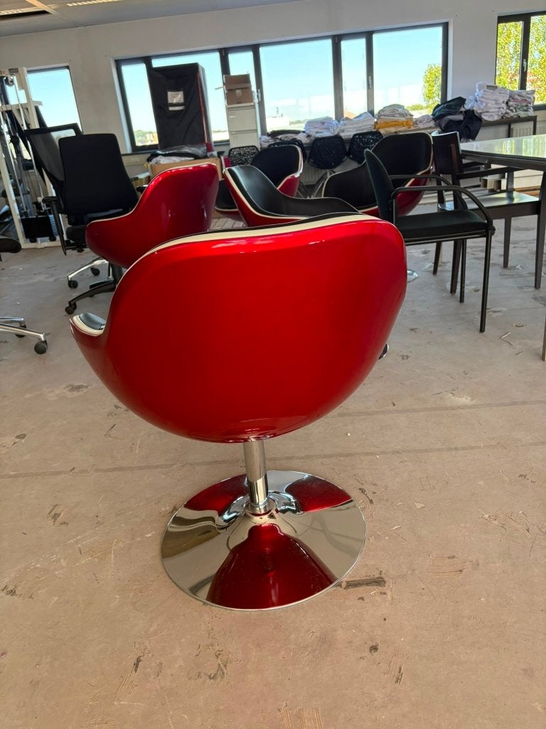 5 design kuipstoelen - rood/zwart met chromen voet, Huis en Inrichting, Stoelen, Ophalen, Gebruikt, Leer, Vijf, Zes of meer stoelen
