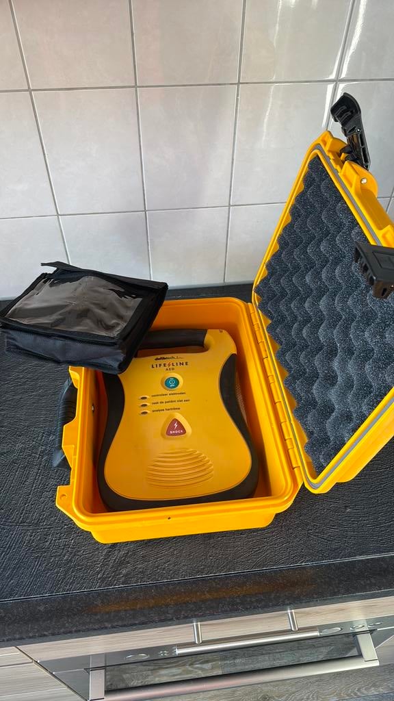 defitech defrilator, Ophalen of Verzenden, Zo goed als nieuw