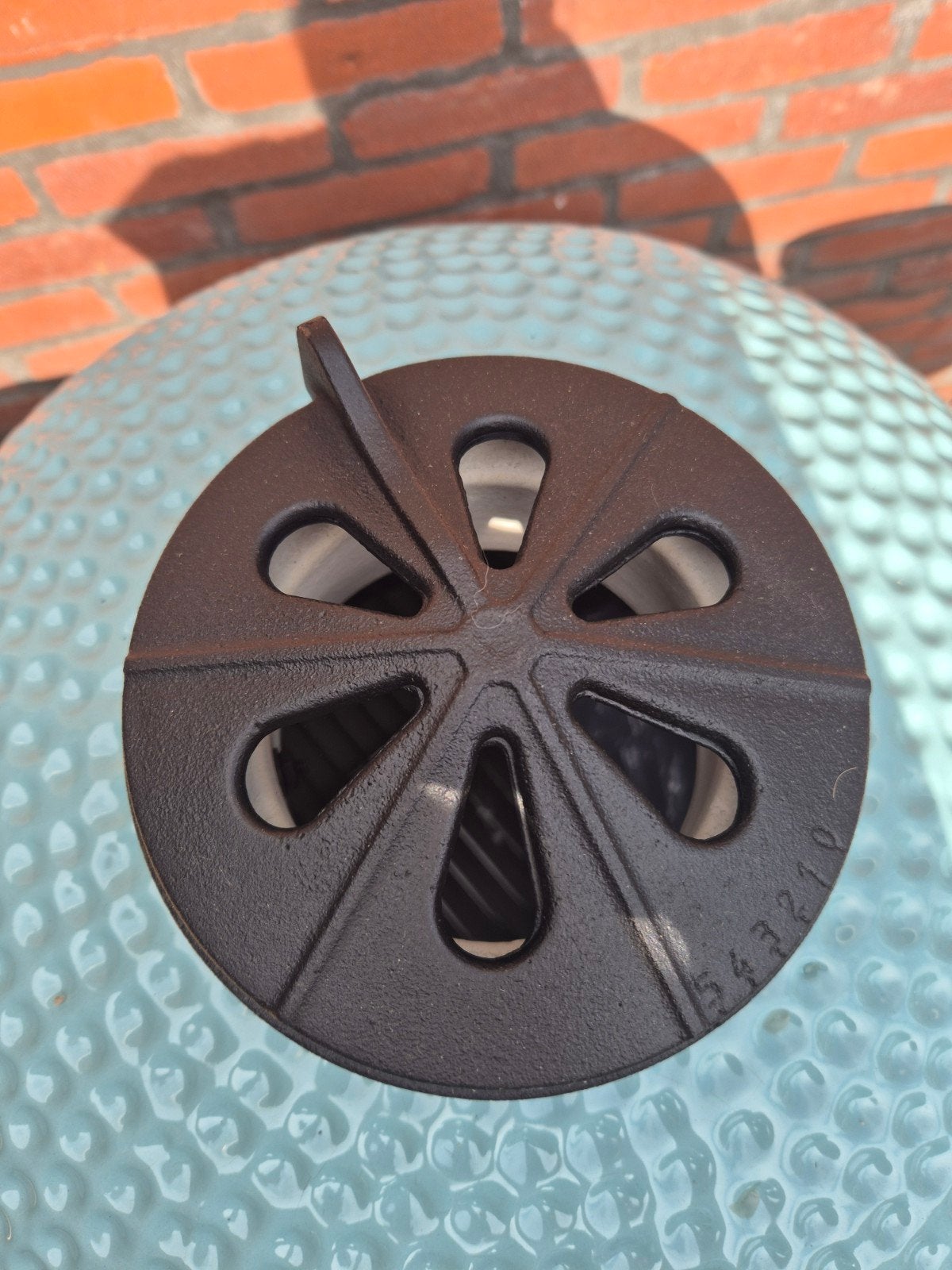 Foto 6 van Nieuwe 21 inch YNNI Kamado BBQ in Cyaan!
