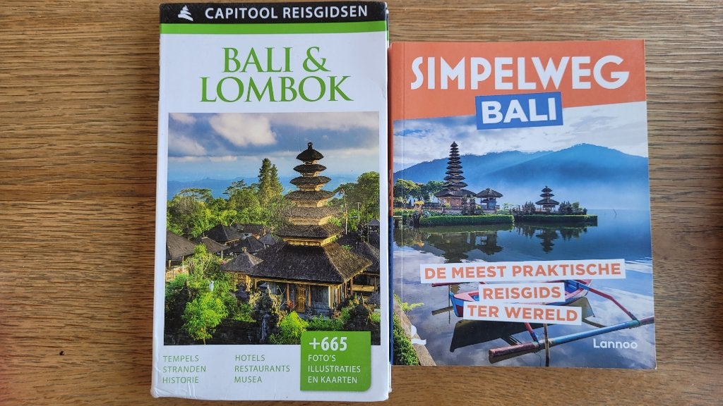 CAPITOOL Bali & Lombok, Boeken, Capitool, Ophalen of Verzenden, Zo goed als nieuw, Reisgids of -boek