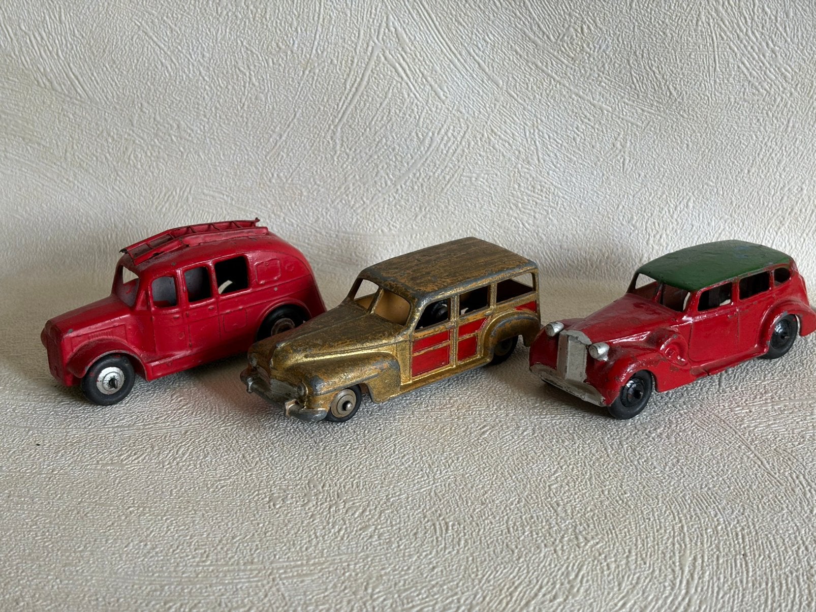 3 x Vintage Speelgoedauto Dinky Toys, Ophalen of Verzenden, Gebruikt, Auto, Dinky Toys