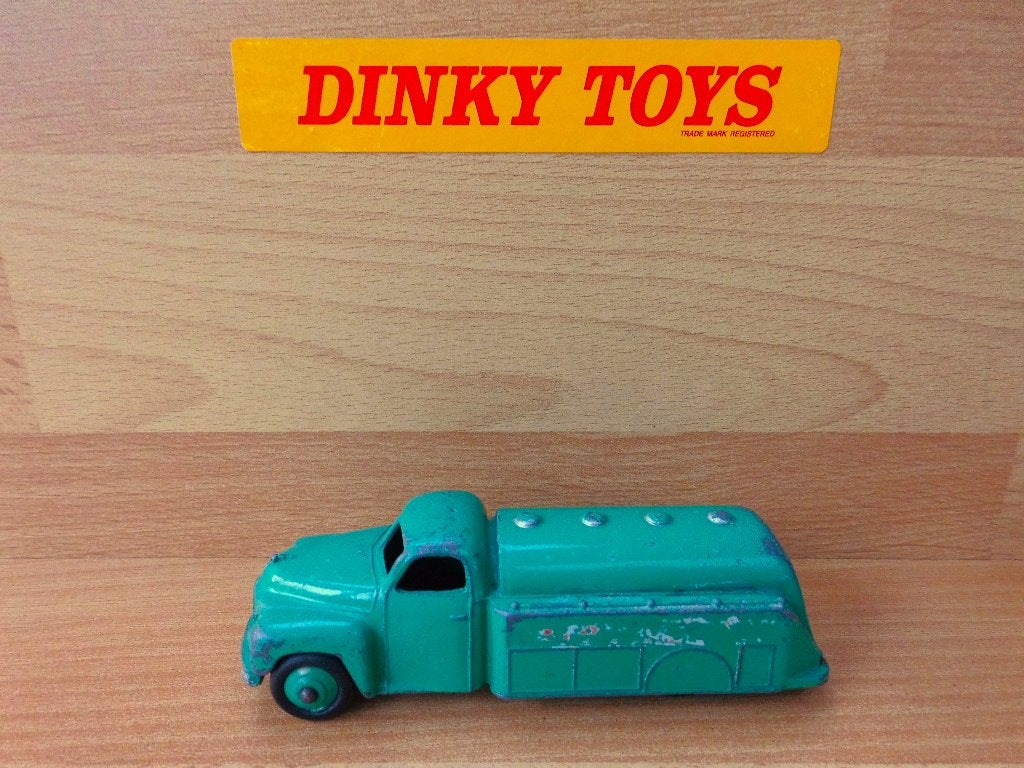 DINKY TOYS 30pa STUDEBAKER TANKWAGEN "CASTROL", Ophalen of Verzenden, Gebruikt, Overige typen, Dinky Toys