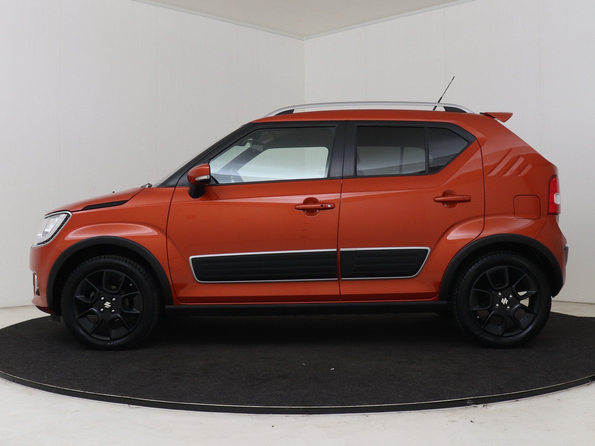 Suzuki Ignis 1.2 Stijl | NL dealeronderhouden | (bj 2019), Auto's, 12 maanden, Stof, Gebruikt, Origineel Nederlands