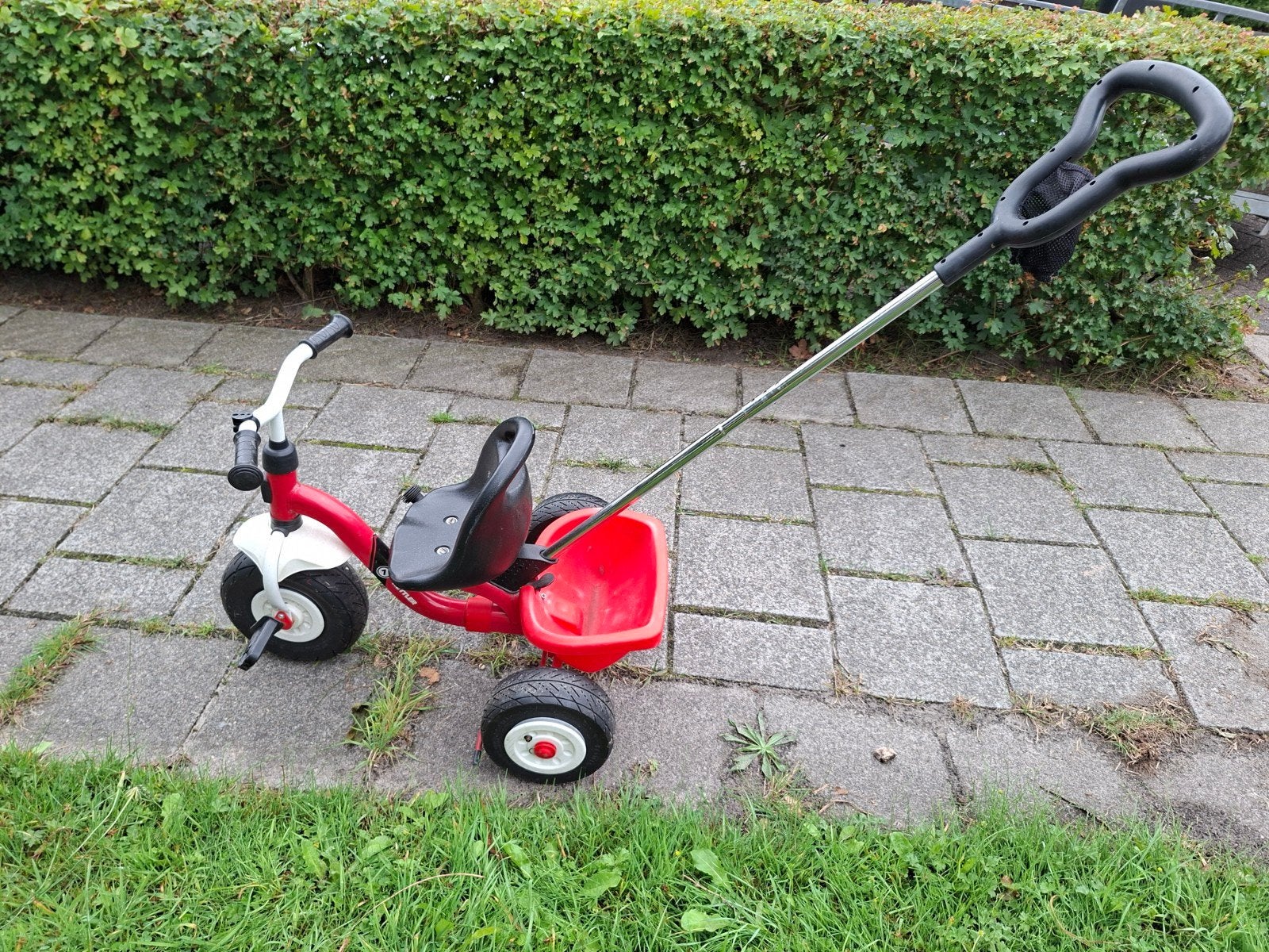 Kettler driewieler met duwstang - rood, Ophalen, Zo goed als nieuw