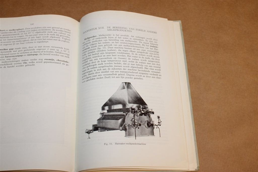 Melkkunde en Zuivelbereiding — Vintage Landbouwboek 1960, Ophalen of Verzenden, Gelezen