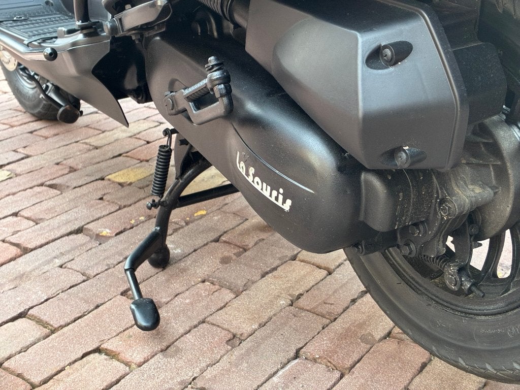 Foto 13 van Scooter 45km La souris Sourini R BJ 2023 in goede staat €725