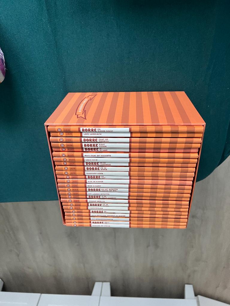 Borre Groep 2 compleet, Ophalen of Verzenden, Zo goed als nieuw, Fictie algemeen