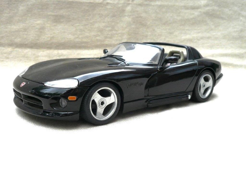 BBurago 3025 Dodge viper rt/10 1992. Zwarte editie Burago., Ophalen of Verzenden, Zo goed als nieuw, Auto, Bburago