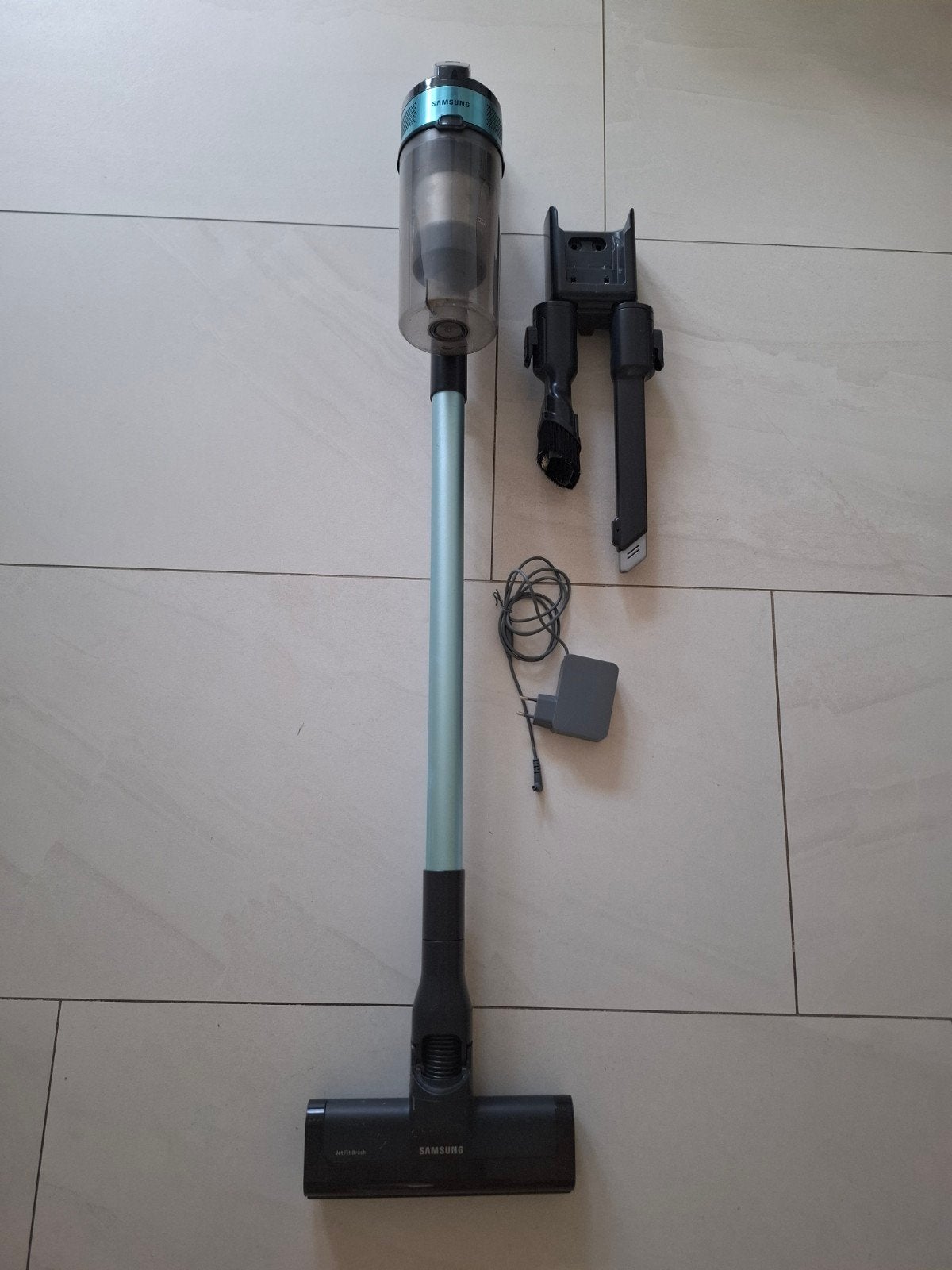 Samsung Jet 60 turbo Steelstofzuiger met accessoires, Witgoed en Apparatuur, Stofzuigers, Ophalen, Draadloos, Zo goed als nieuw