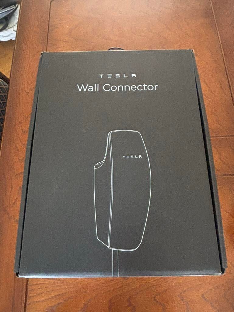 Tesla Wall Connector Gen 3, Ophalen of Verzenden, Zo goed als nieuw, Laadpaal en Laadkabel