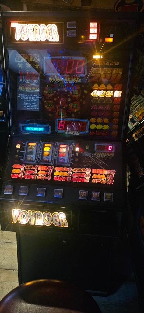 Voyager gokkast euro in& uit gereviceerd & batt ext, Verzamelen, Ophalen, Gebruikt