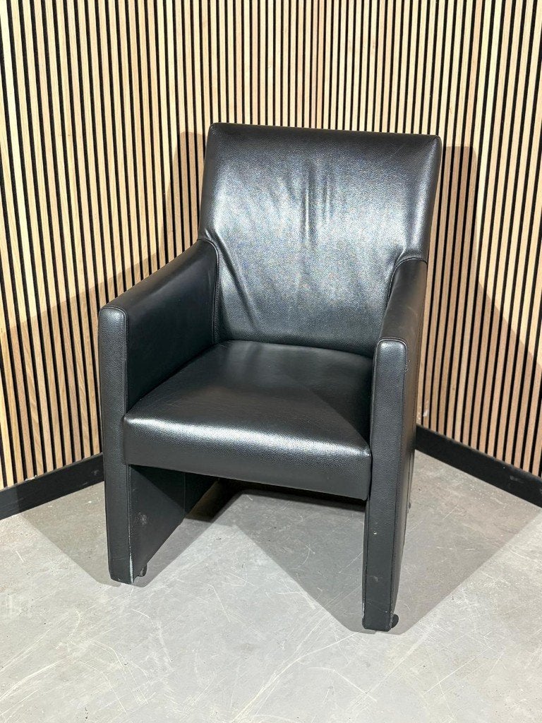 Fauteuil Zwart (6 suks), Huis en Inrichting, Fauteuils, Ophalen, Gebruikt, G.vanrosmalen@hahebo.nl, Handelstraat 18 Boxmeer