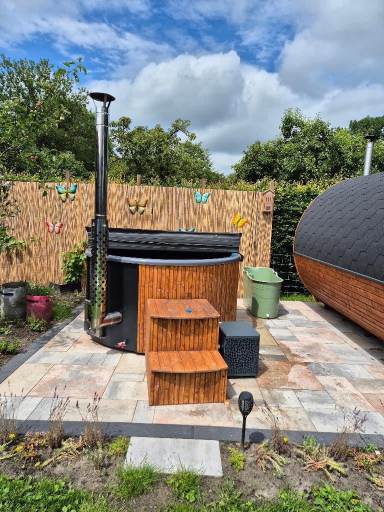 Hottub Houtgestook nog 1 uit voorraad leverbaar, Ophalen of Verzenden, Nieuw, Trap