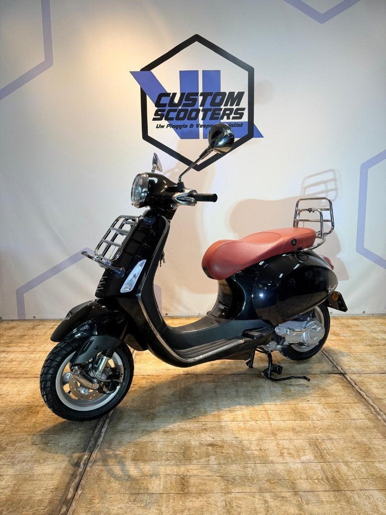 Vespa Primavera 4t 2v 2015 zwart metallic scooter snor brom, VL Custom Scooters, Vespa S, Ophalen of Verzenden, Zo goed als nieuw