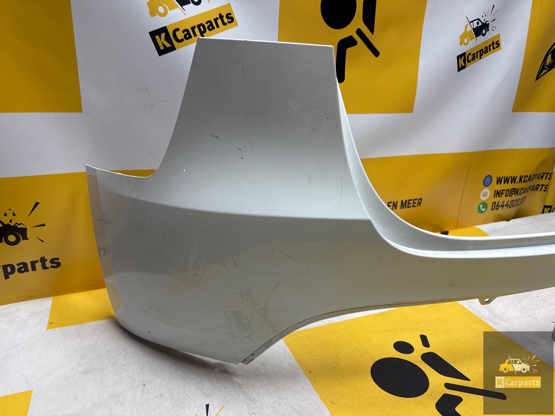 TESLA MODEL Y Achterbumper 2020 2026 1540124-01-E origineel, Info@fabrikant.eu, Fabrikantstraat 1
1000 AA  Amsterdam, NL, Ophalen of Verzenden