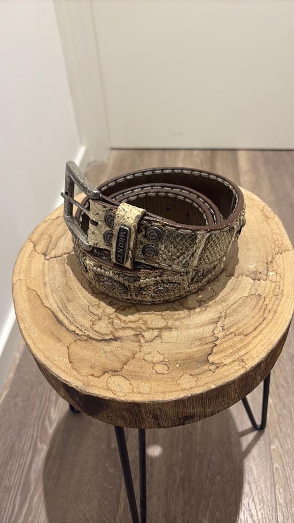 Sendra python riem met concho’s mt 105 totale lengte 115 cm, Kleding | Heren, Riemen en Ceinturen, Overige kleuren, Echt leder