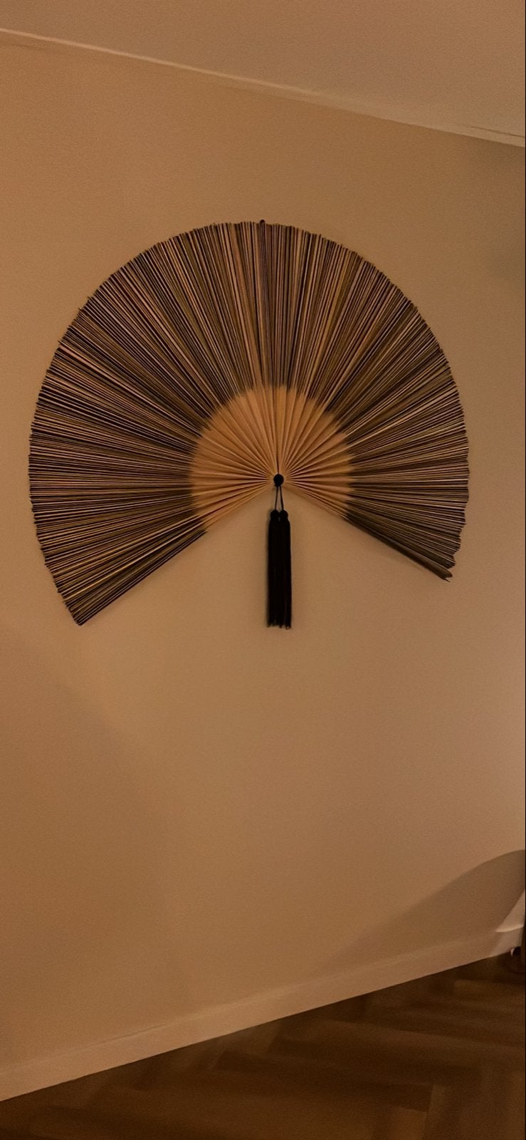 Grote Japanse waaier wanddecoratie - Boho stijl, Huis en Inrichting, Ophalen, Meerkleurig, Zo goed als nieuw, Natuurlijk materiaal